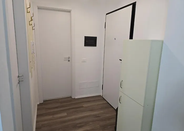 Διαμέρισμα Urban Hideout Τίρανα