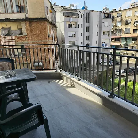 Apartment Urban Hideout *